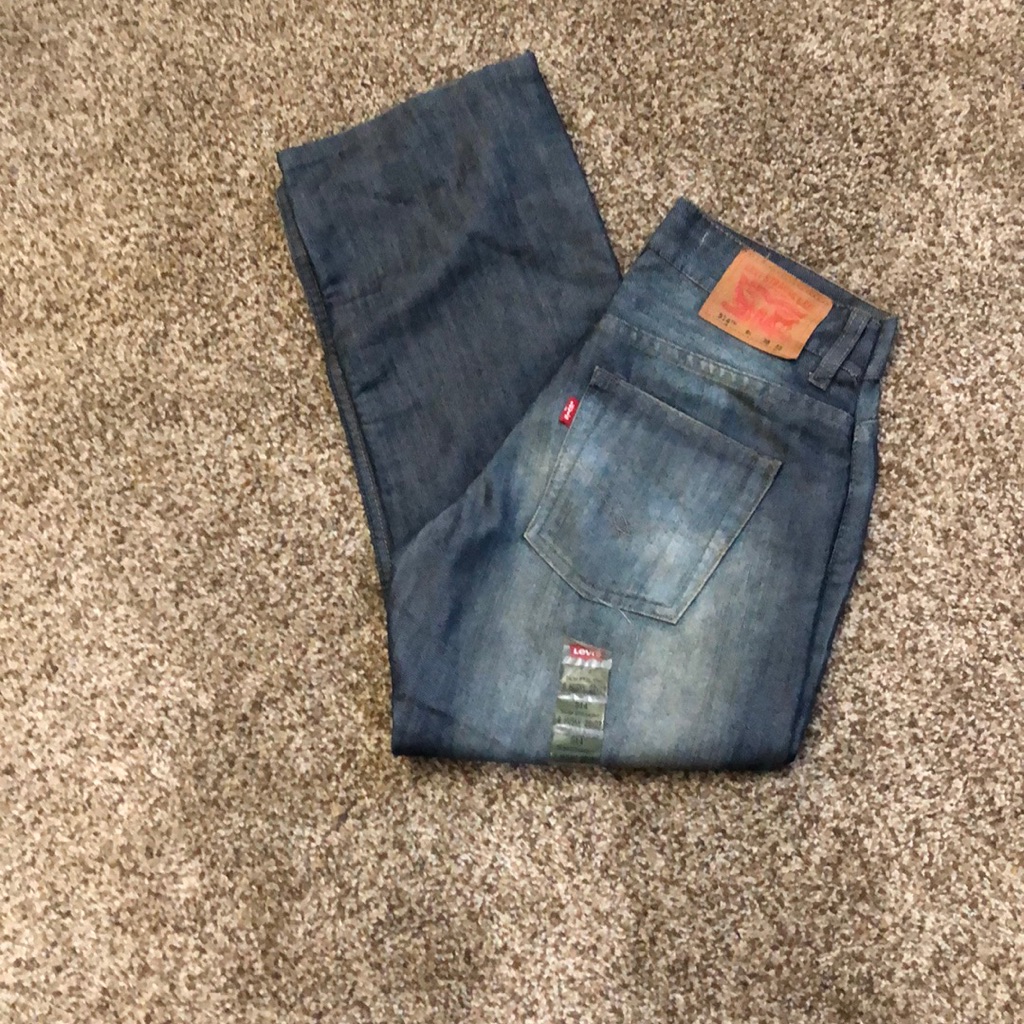 Levis 514
